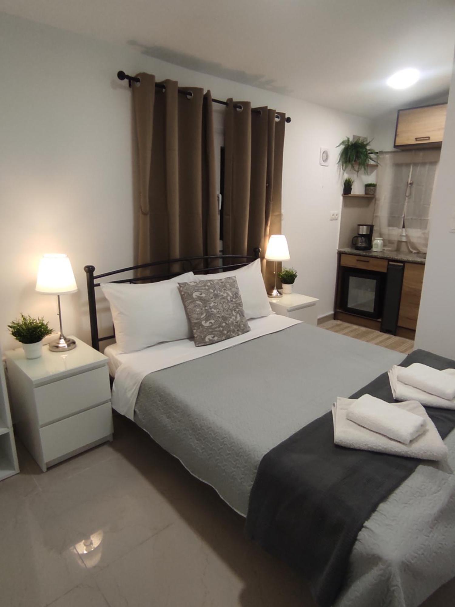Apartament Johnson House Rafína Zewnętrze zdjęcie