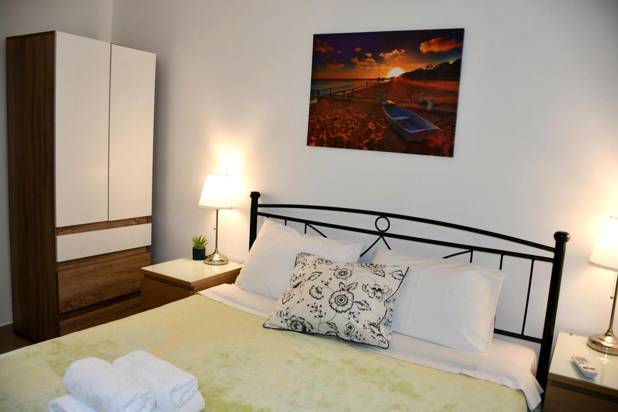 Apartament Johnson House Rafína Zewnętrze zdjęcie