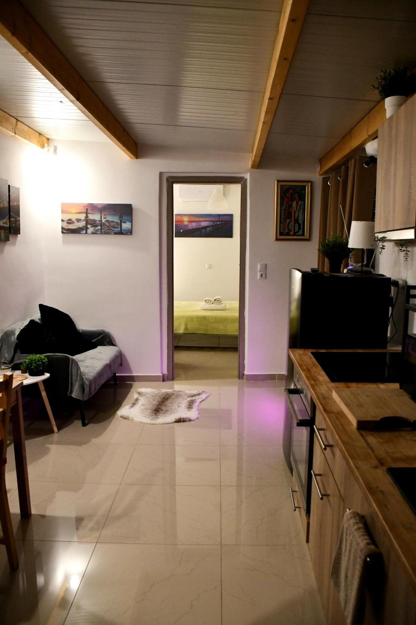 Apartament Johnson House Rafína Zewnętrze zdjęcie